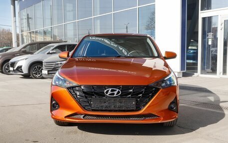 Hyundai Solaris II рестайлинг, 2021 год, 1 400 000 рублей, 2 фотография