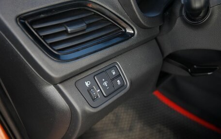 Hyundai Solaris II рестайлинг, 2021 год, 1 400 000 рублей, 11 фотография