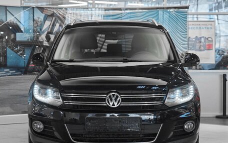 Volkswagen Tiguan I, 2012 год, 1 299 000 рублей, 2 фотография