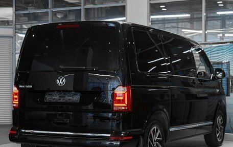 Volkswagen Multivan T6 рестайлинг, 2019 год, 3 945 000 рублей, 6 фотография