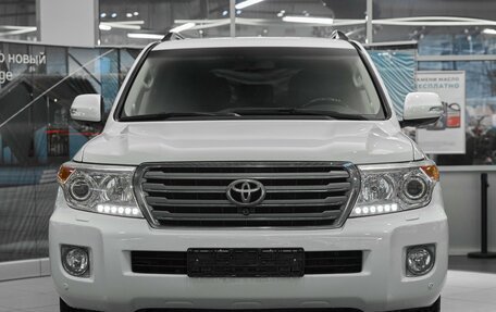Toyota Land Cruiser 200, 2012 год, 3 399 000 рублей, 2 фотография