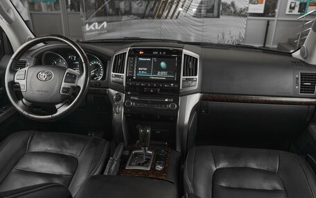 Toyota Land Cruiser 200, 2012 год, 3 399 000 рублей, 9 фотография