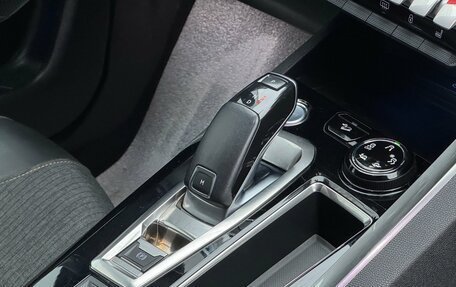 Peugeot 3008 II, 2018 год, 2 600 000 рублей, 22 фотография