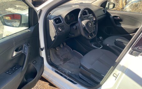 Volkswagen Polo VI (EU Market), 2016 год, 750 000 рублей, 5 фотография