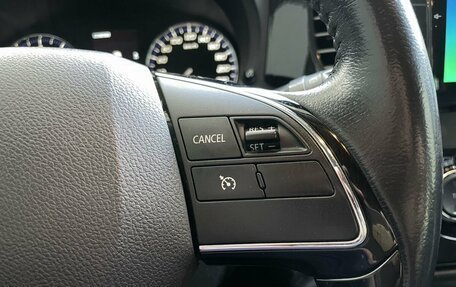 Mitsubishi Outlander III рестайлинг 3, 2017 год, 1 890 000 рублей, 18 фотография