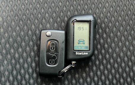 Mitsubishi Outlander III рестайлинг 3, 2017 год, 1 890 000 рублей, 27 фотография