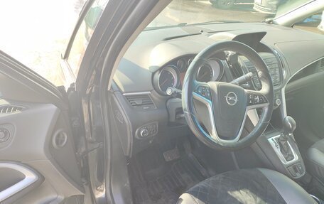 Opel Zafira C рестайлинг, 2014 год, 1 200 000 рублей, 10 фотография