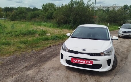 KIA Rio IV, 2020 год, 1 399 000 рублей, 2 фотография