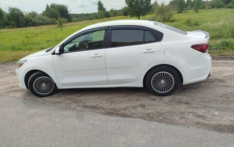 KIA Rio IV, 2020 год, 1 399 000 рублей, 4 фотография