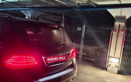 Mercedes-Benz GLE, 2015 год, 3 350 000 рублей, 9 фотография