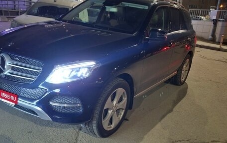 Mercedes-Benz GLE, 2015 год, 3 350 000 рублей, 26 фотография