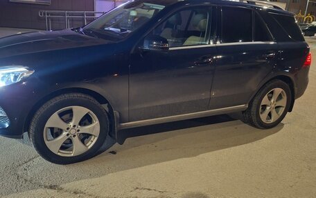 Mercedes-Benz GLE, 2015 год, 3 350 000 рублей, 27 фотография