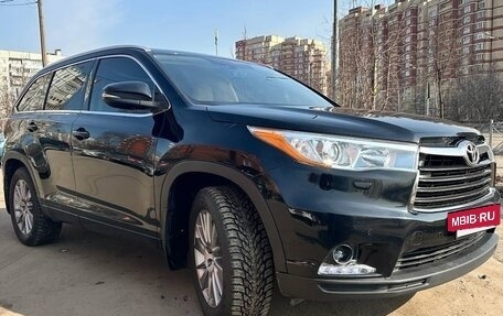 Toyota Highlander III, 2014 год, 2 950 000 рублей, 3 фотография