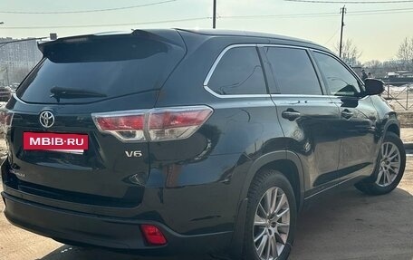 Toyota Highlander III, 2014 год, 2 950 000 рублей, 5 фотография