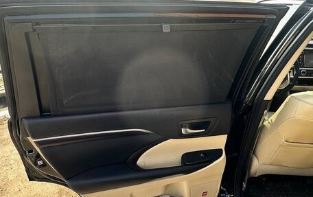 Toyota Highlander III, 2014 год, 2 950 000 рублей, 12 фотография