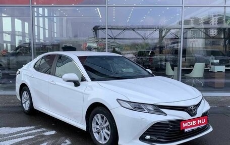 Toyota Camry, 2019 год, 2 845 000 рублей, 9 фотография
