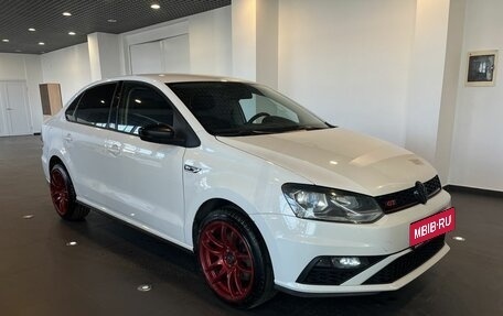 Volkswagen Polo VI (EU Market), 2018 год, 1 275 000 рублей, 1 фотография