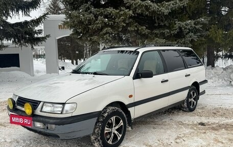 Volkswagen Passat B4, 1994 год, 159 000 рублей, 1 фотография