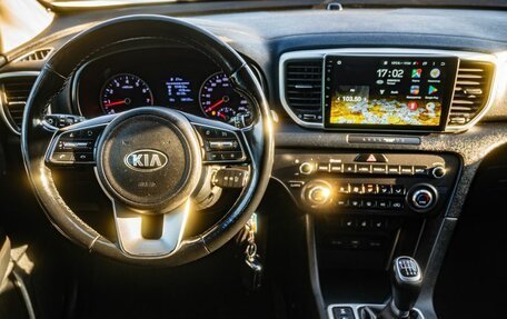 KIA Sportage IV рестайлинг, 2019 год, 2 050 000 рублей, 19 фотография
