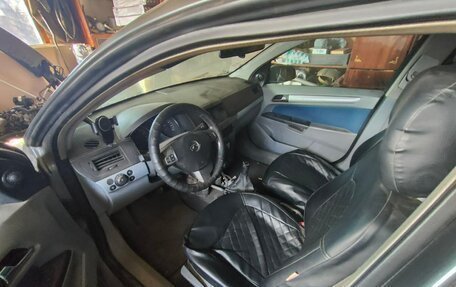 Opel Astra H, 2004 год, 150 000 рублей, 3 фотография