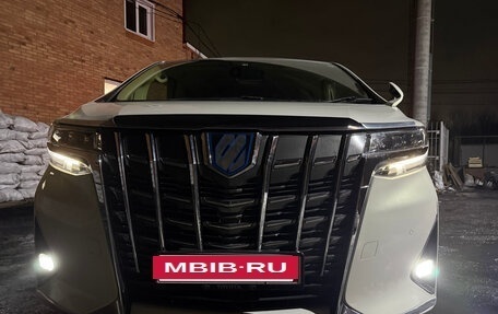 Toyota Alphard III, 2018 год, 3 999 999 рублей, 5 фотография