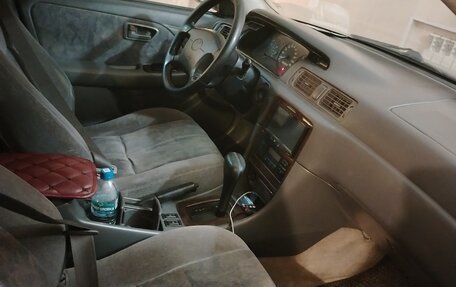 Toyota Camry, 1998 год, 549 000 рублей, 31 фотография