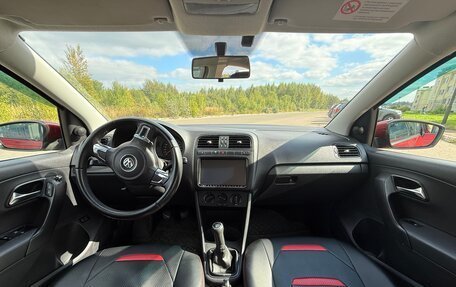 Volkswagen Polo VI (EU Market), 2011 год, 745 000 рублей, 11 фотография