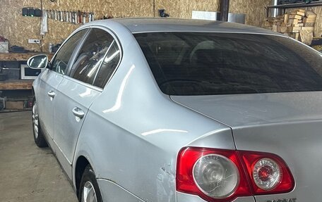 Volkswagen Passat B6, 2005 год, 450 000 рублей, 3 фотография