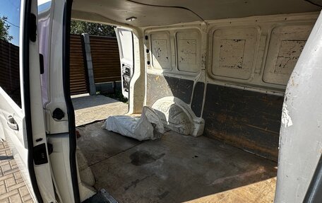 Volkswagen Transporter T5 рестайлинг, 2004 год, 700 000 рублей, 13 фотография