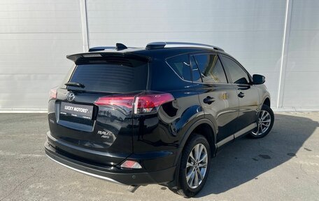 Toyota RAV4, 2017 год, 2 674 000 рублей, 9 фотография