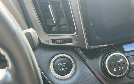 Toyota RAV4, 2017 год, 2 674 000 рублей, 20 фотография