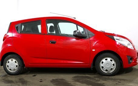 Chevrolet Spark III, 2013 год, 640 000 рублей, 4 фотография