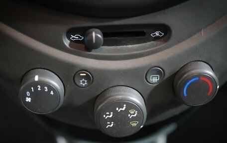 Chevrolet Spark III, 2013 год, 640 000 рублей, 14 фотография