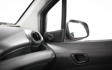 Chevrolet Spark III, 2013 год, 640 000 рублей, 18 фотография