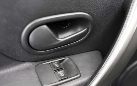 Renault Logan II, 2021 год, 1 170 000 рублей, 17 фотография