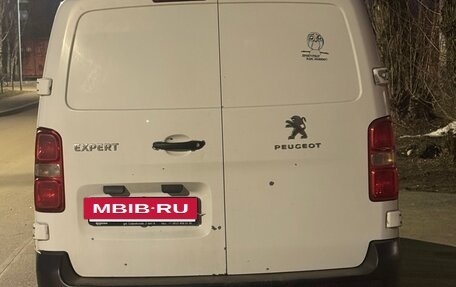 Peugeot Expert, 2017 год, 1 220 000 рублей, 2 фотография