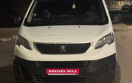 Peugeot Expert, 2017 год, 1 220 000 рублей, 4 фотография