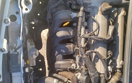 Toyota Ractis II, 2011 год, 750 000 рублей, 7 фотография