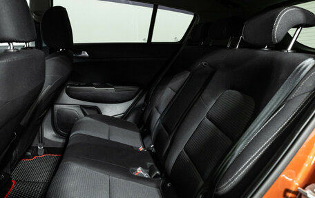 KIA Sportage IV рестайлинг, 2020 год, 2 300 000 рублей, 10 фотография