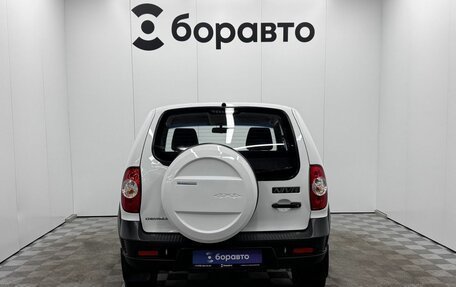 Chevrolet Niva I рестайлинг, 2017 год, 760 000 рублей, 6 фотография