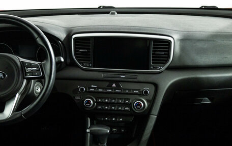 KIA Sportage IV рестайлинг, 2020 год, 2 300 000 рублей, 14 фотография