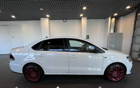 Volkswagen Polo VI (EU Market), 2018 год, 1 275 000 рублей, 2 фотография