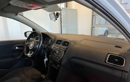 Volkswagen Polo VI (EU Market), 2018 год, 1 275 000 рублей, 12 фотография