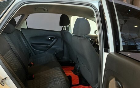 Volkswagen Polo VI (EU Market), 2018 год, 1 275 000 рублей, 25 фотография