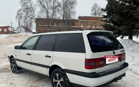 Volkswagen Passat B4, 1994 год, 159 000 рублей, 2 фотография