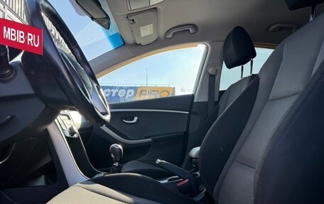 Hyundai i30 II рестайлинг, 2013 год, 997 000 рублей, 12 фотография