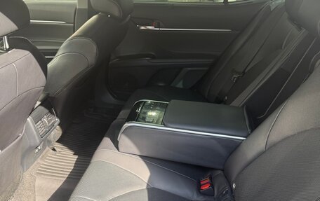 Toyota Camry, 2021 год, 3 850 000 рублей, 5 фотография