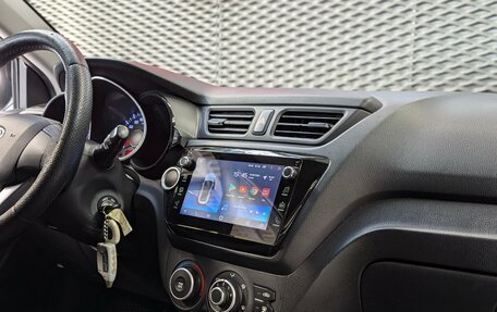 KIA Rio III рестайлинг, 2014 год, 740 000 рублей, 23 фотография