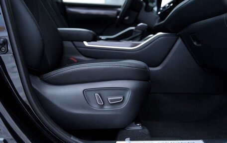 Toyota Highlander, 2026 год, 6 299 900 рублей, 18 фотография