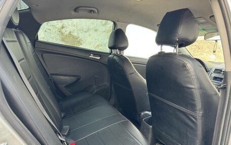 Hyundai Solaris II рестайлинг, 2014 год, 550 000 рублей, 13 фотография